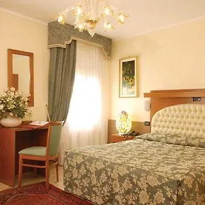 Hotel Il Moro Di, Venedig